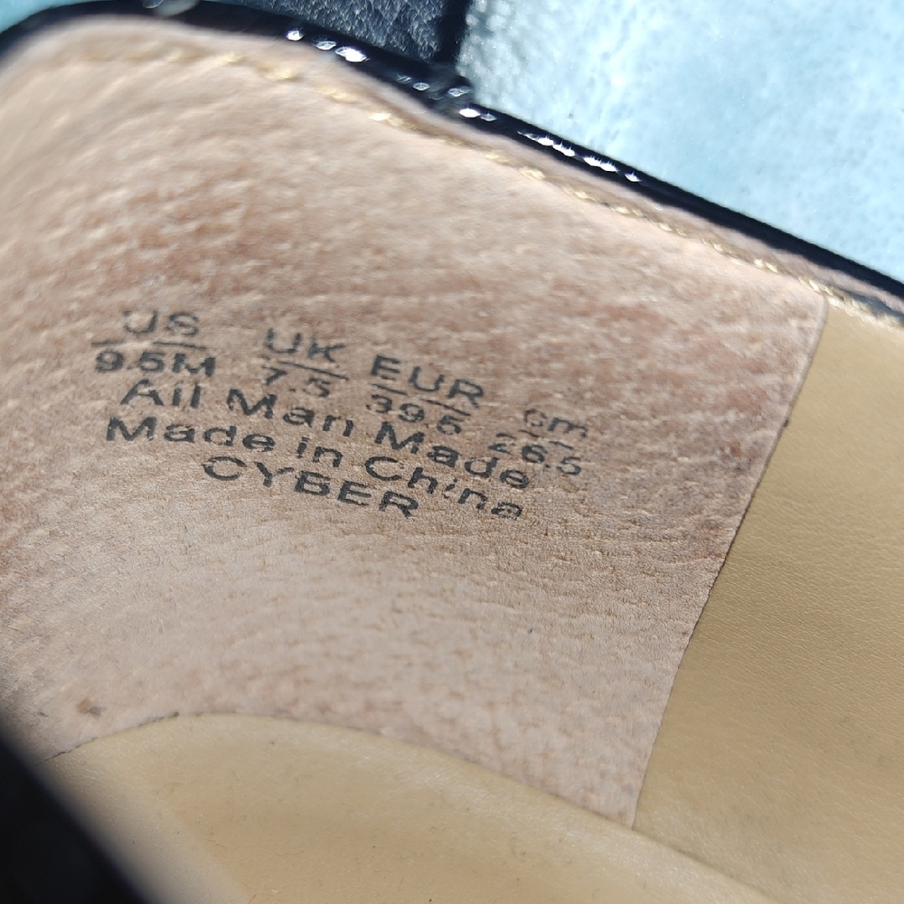 Black Patent Leather Oxford Shoes - Picture 10 of 12